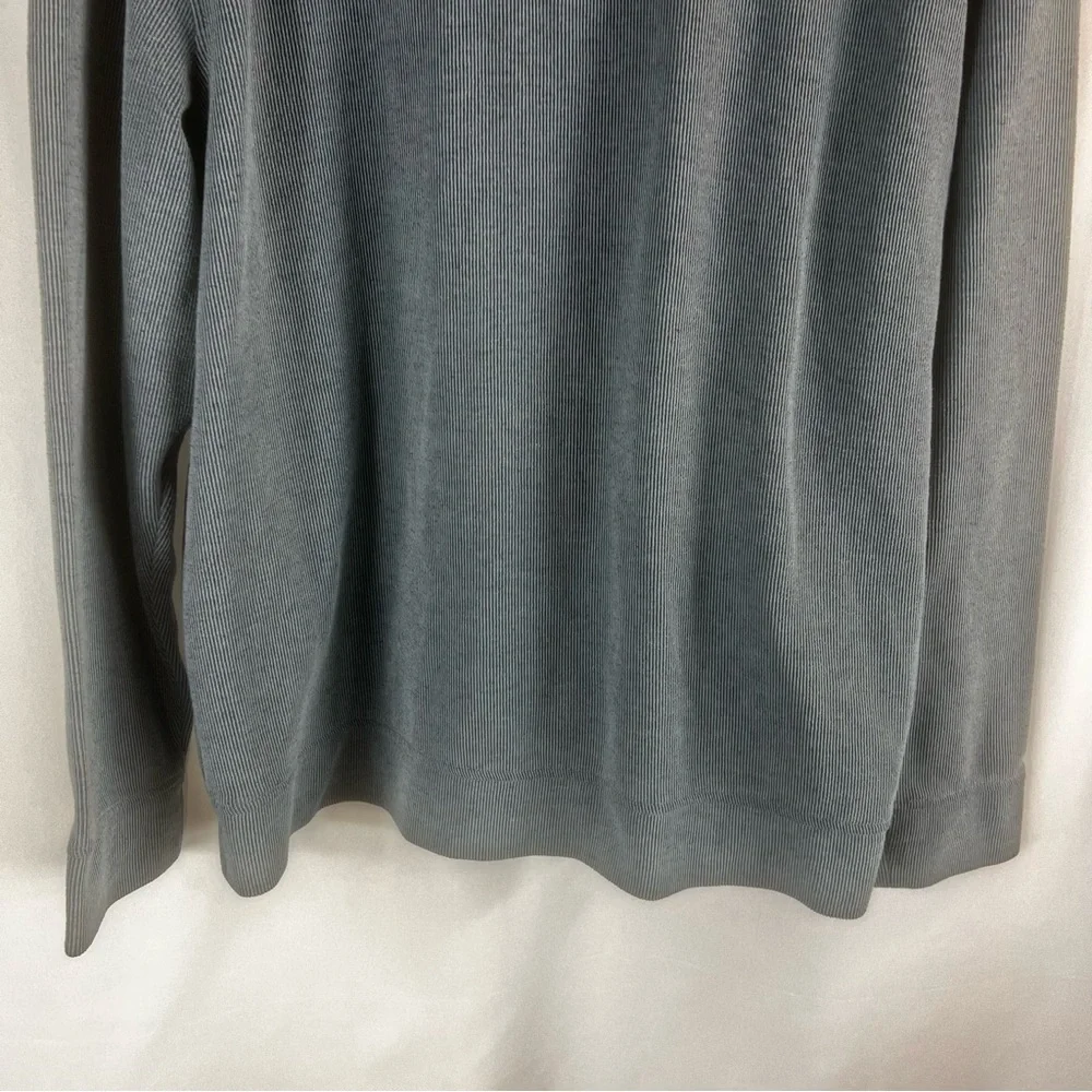 Tommy Bahama Men's Mock Neck 1/4 Snap Pullover. Size:XL  Blue/gray